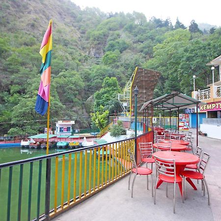 Hotel O Kempty Lake Adventure Resort 무소리에 외부 사진